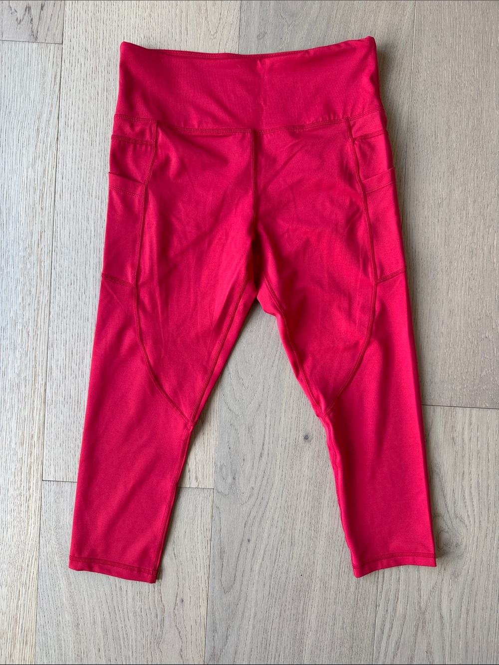 ZYIA Capri Leggings Women’s Size 8-10 Red Pockets Athletic Training Running